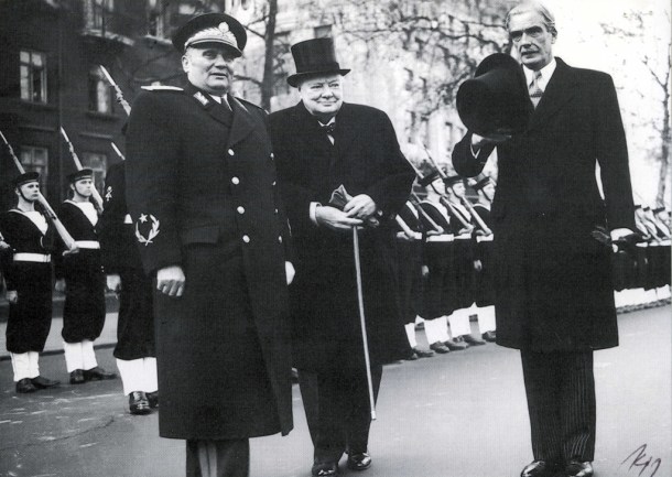 Britanski Ambasador Kraford, Pozivnica, Farewell Nostalgia Party