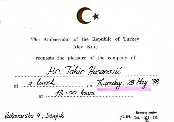 Jedan dan u životu, prijem u ambasadi Turske